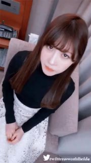 ED Mosaic 20岁现役白虎女大生完美胸型 想应征工读生面试